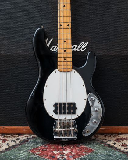 Music Man Stingray 1980-1981 - Black