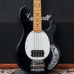 Music Man Stingray 1980-1981 - Black