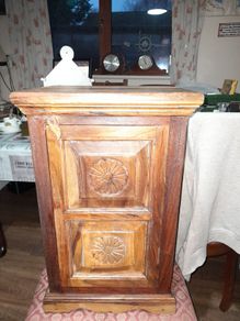 Beautiful Old Press with door and Twin Floral Carved Panels, rectangular top and plinth base,