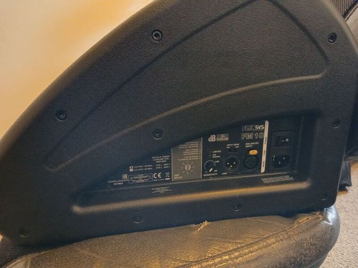 Db Technologies Flexsys FM10 monitor