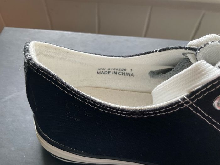 New Look black canvas low top trainers NWT  UK 5 / EU 38