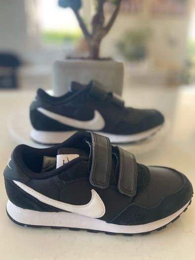 Brand new Nike runners for girls