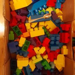 Large lego  Mega Bloks  126 pieces