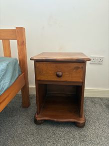 5 x Free Wooden bedside lockers