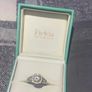 9ct white gold ring Image 9