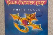 BLUE OYSTER CULT autographed vinyl record