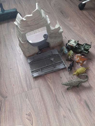Dinosaur jurassic set