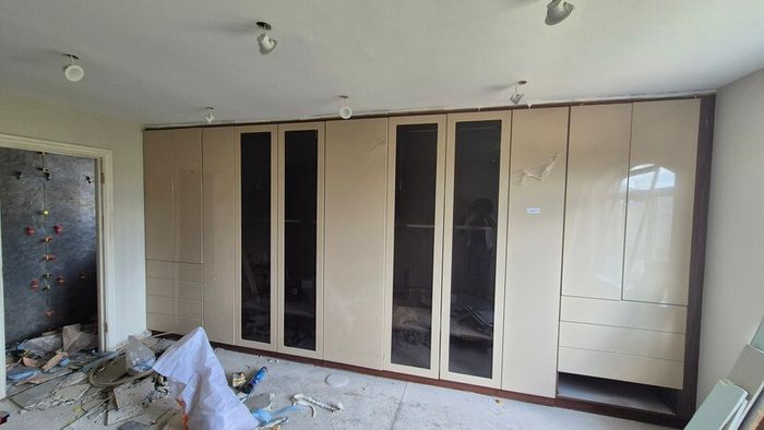 wardrobe