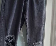 Wednesdays Girl black ripped barrel cropped jeans Sz 30 (Fit 10UK)