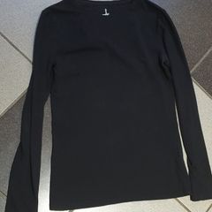 Size 10 - A Black Long Sleeved Tee - E