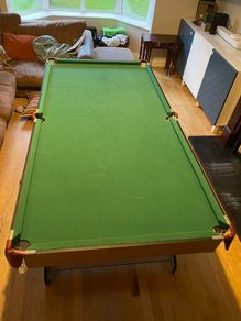 Pool Table Stand up/Folding 6ft x 3ft