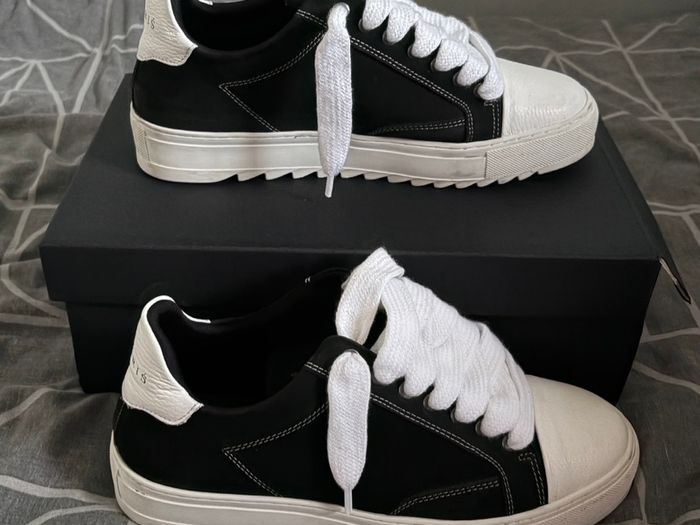 Atelier - Acrylic Black Trainers by Numeris