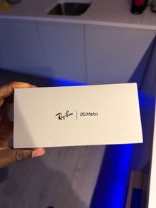 Brand New Sealed Ray-Ban Meta Skyler Gen 1 Transitions