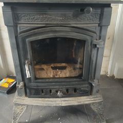 solid fuel stove heat blower and childproof fence