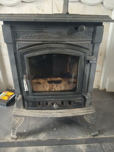 solid fuel stove heat blower and childproof fence