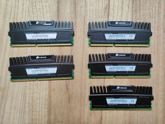 Corsair Vengeance Ddr3 Ram Kit - 8gb (2x4gb) & 12gb (3x4gb) - 1600mhz Cmz8gx3m2a1600c9