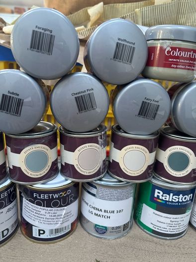 Multiple paint samples