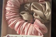 Heatless Curling Scrunchie