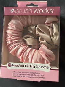 Heatless Curling Scrunchie
