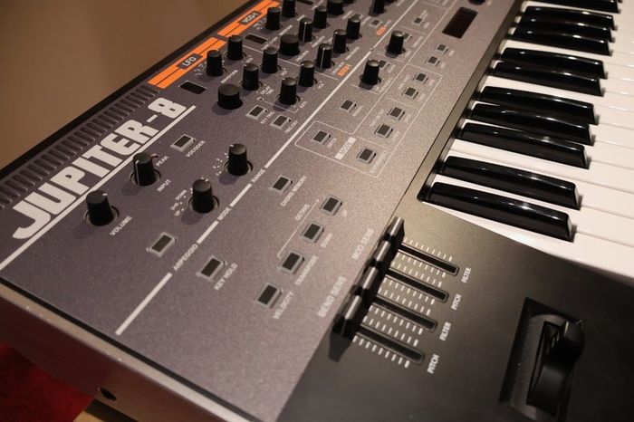 Roland - SYSTEM-8 | PLUG-OUT Synthesizer [+ extras]