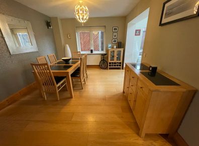 Dining Set - Table ; Sideboard ; Drinks Cabinet