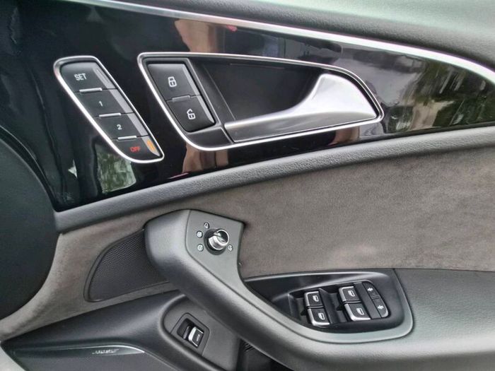Audi A6 black Edition S line Ultra automatic