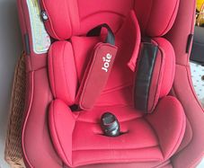 Joie Isofix Carseat.