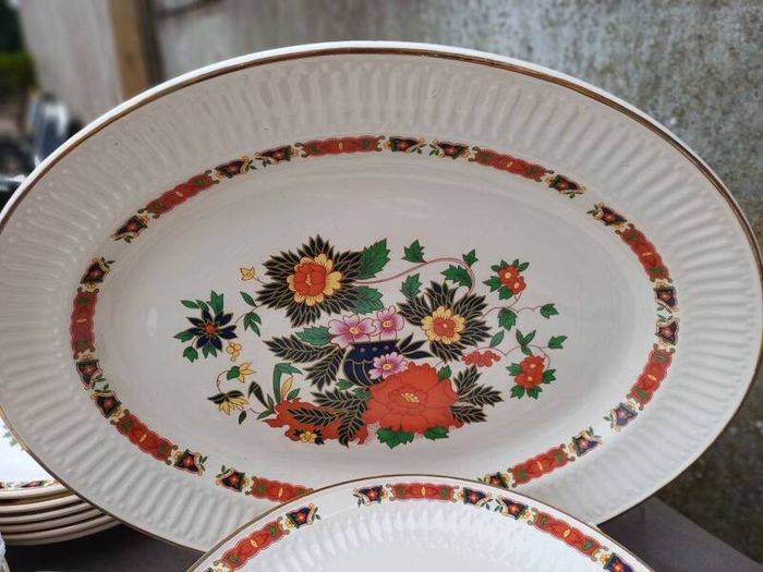 1970s Carrigdhoun Pottery Dinner Set