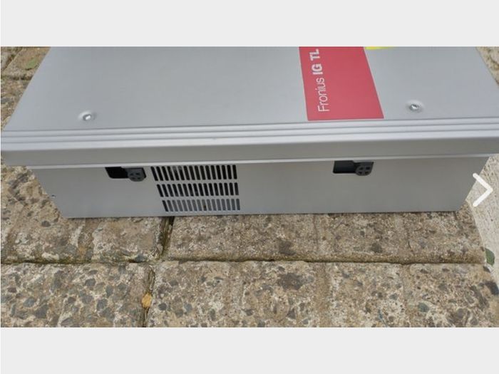 Fronius Solar PV Inverter On Grid 3.6kw - never use. MERCEDES IN INVERTERS