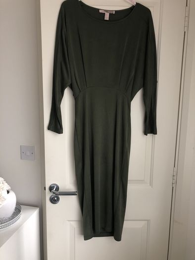 Dress size S