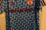 Man utd retro jersey
