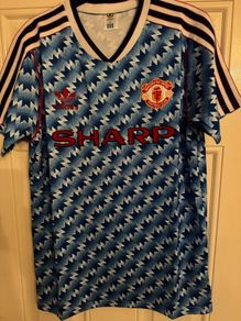 Man utd retro jersey
