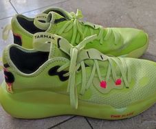 Basketball shoes size 43 (UK 9)