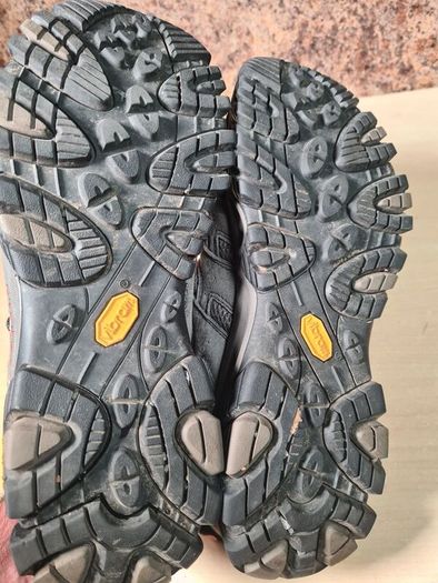 mens MERRELL MOAB 3 GTX gore-tex walking hiking shoes trainers vibram soles Size UK 10 Eu 44.5
