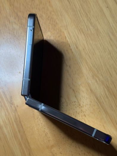 Samsung Galaxy Z Flip 5 (512gb)