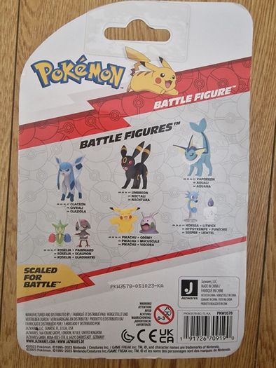 Pokemon Vaporeon 8cm Battle Figure