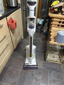 SHARK Detect Clean & Empty Pet Cordless Vacuum Cleaner