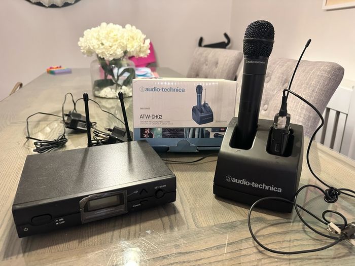 Audio-Technica 2000 Series Wireless Mic System