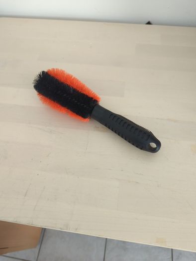 Car cleaning kit