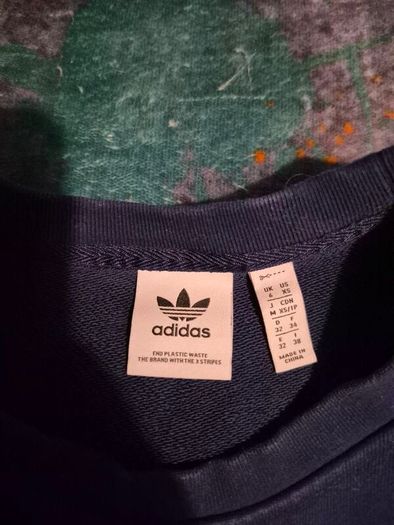 Adidas Sweatshirt