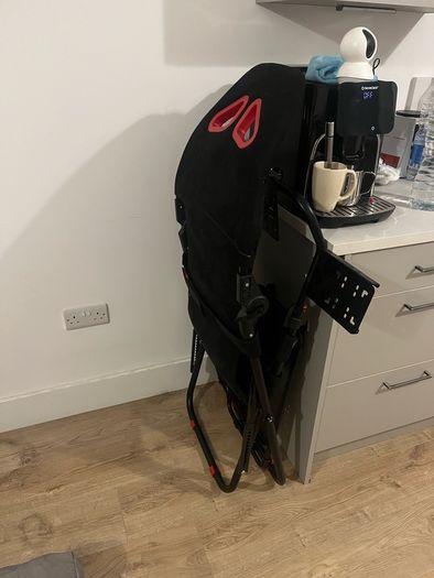 Racing simulator cockpit
