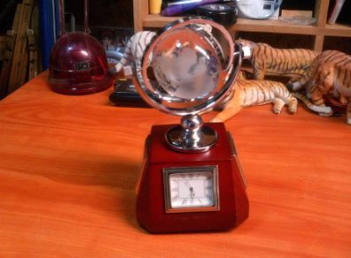 Clock desk ornament
