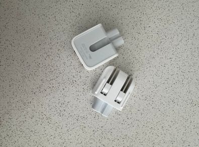 Apple US Duck Head Adapters - Set of 2