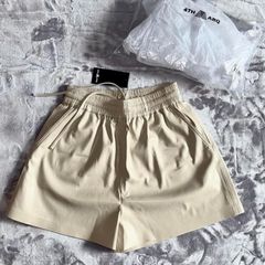 4TH Arq Isla Ivory Faux Leather Shorts Size M With Tags