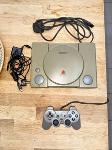 Discounted FULLY working PlayStation 1 with Dual Shock Analog Controller (PS1) SPCH-7502