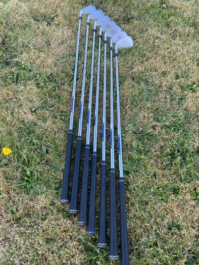 Titleist 620 cb irons 4-pw x stiff