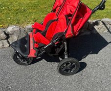 out n about double red nipper Buggy