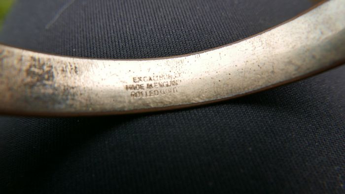 Vintage Excalibur 1/20 RG pre-loved buckle bangle , exclusive to Harrods, by Hatton Garden London. C30