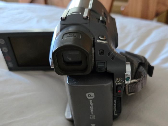Handycam