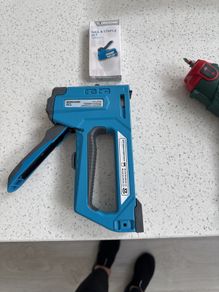 tools hand and power